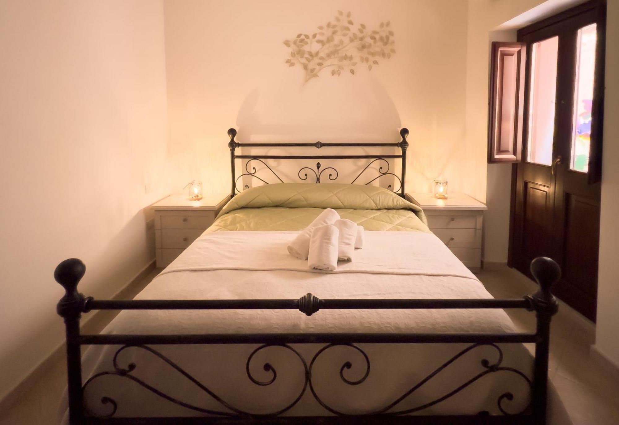 Sardinian Gallery Corso Bosa Chambre photo